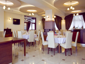 hotel pokoje apartamenty noclegi góry Sudety wypoczynek w Polsce